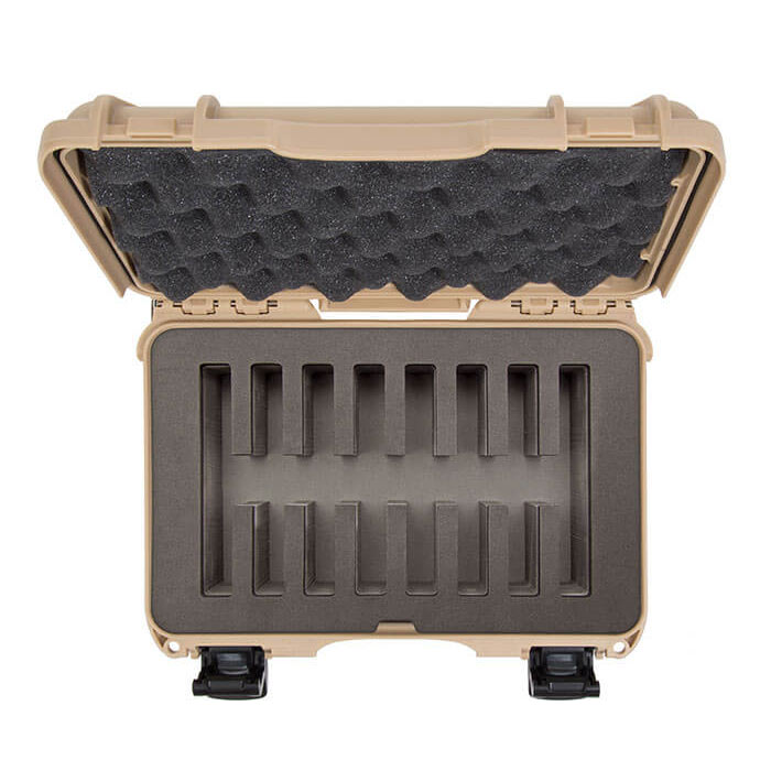 NANUK Outdoors 909 8-Knife Case tan